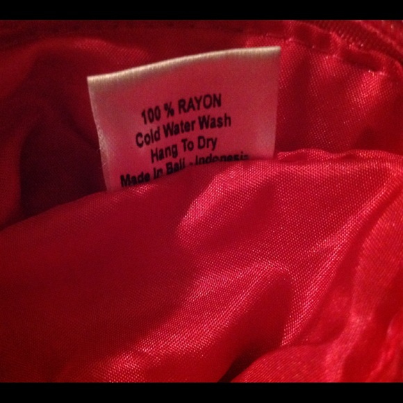 Pink Crochet Coin Purse Accessory Bag with strap - Picture 16 of 16